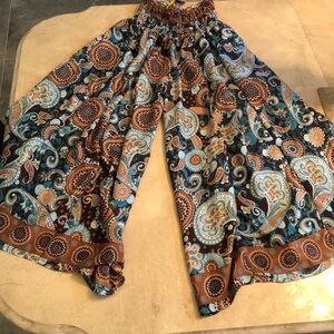NWT India Boutique Paisley Patterned flowy pants